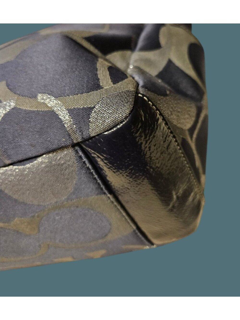 Coach Optic Signature Jacquard & Patent Leather Metallic Gallery Shoulder Tote - Picture 8 of 16